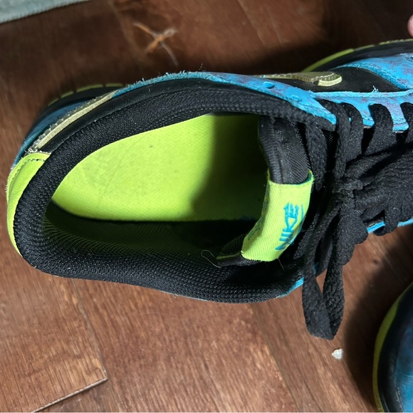 Nike Low Dunk - Picture 2 of 12